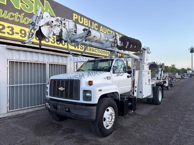2002-chevrolet-c7500-kodiak-digger-derrick-image-2