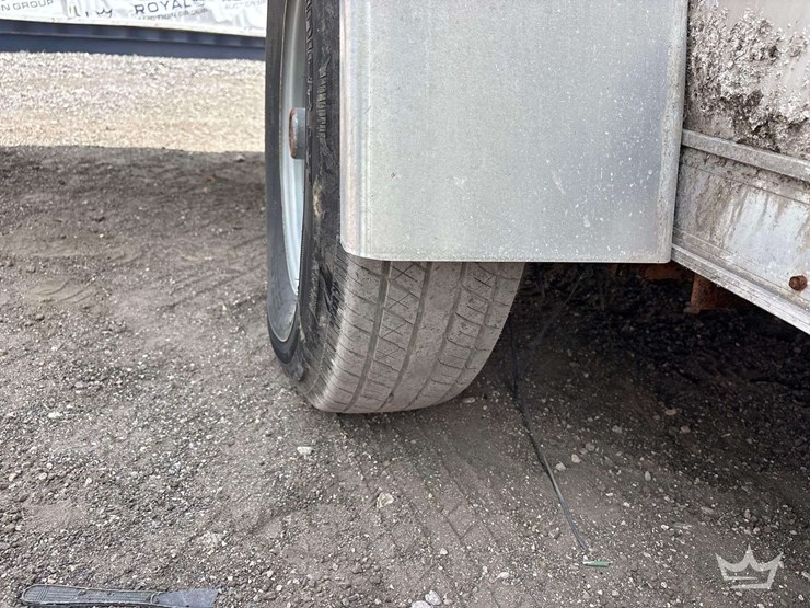 12ft-trailer-image-16