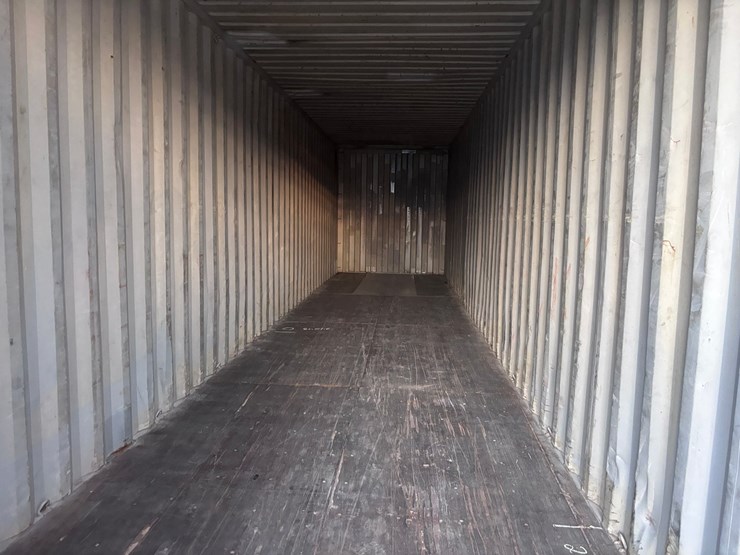 #1240-•-40ft-shipping-container-image-3