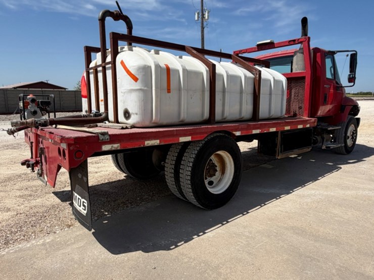 2011-international-durastar-4400-image-5