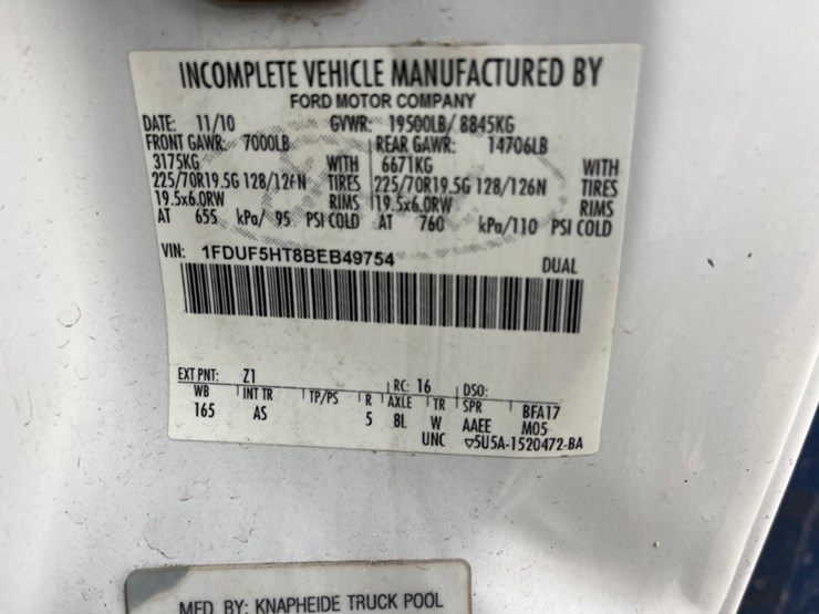 2011-ford-f550-image-23