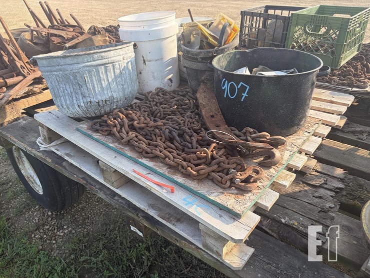 equipment-chains-image-1