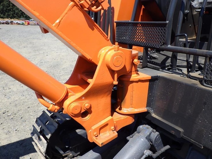 hitachi-ex21-image-25