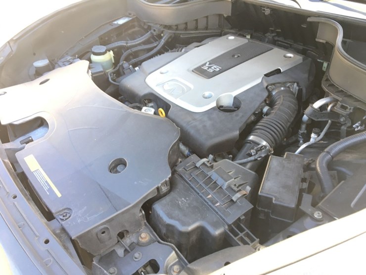 2010-infinity-fx35-suv,-image-12
