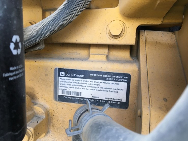 2017-deere-210lep-image-9