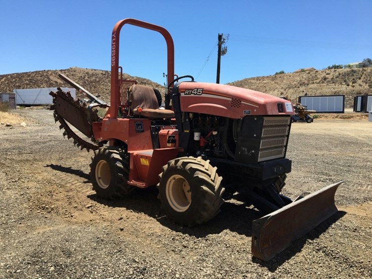 2014-ditch-witch-rt45-image-2
