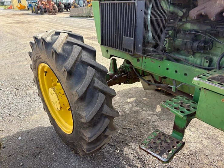john-deere-2755-image-9