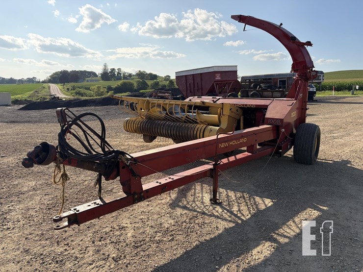 new-holland-900-image-1
