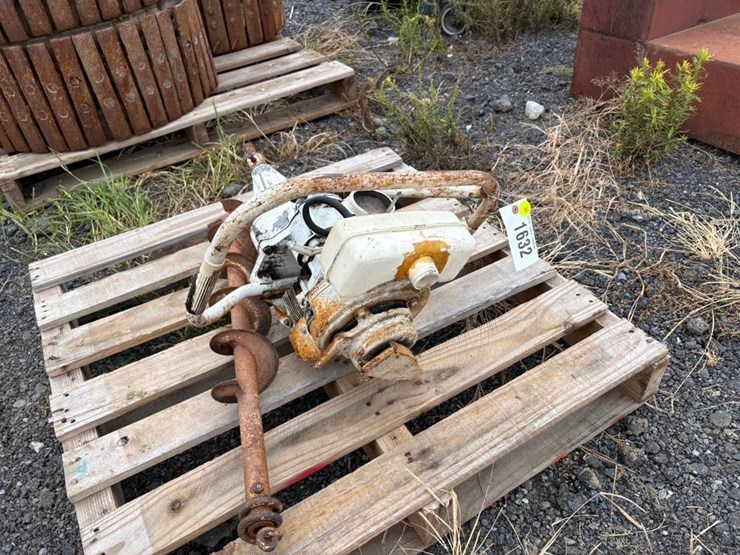 gas-post-hole-digger-image-4