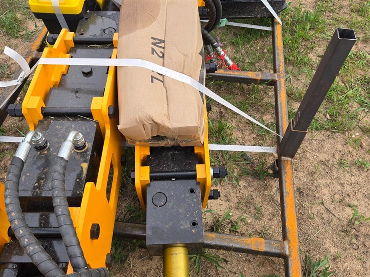 #2064-•-skid-steer-post-driver-image-1
