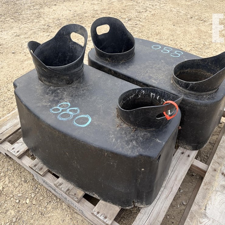 LIVESTOCK WATERER