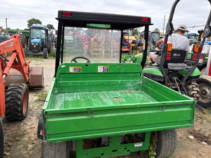 john-deere-gator-image-7