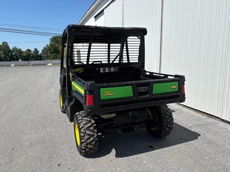 john-deere-gator-image-16