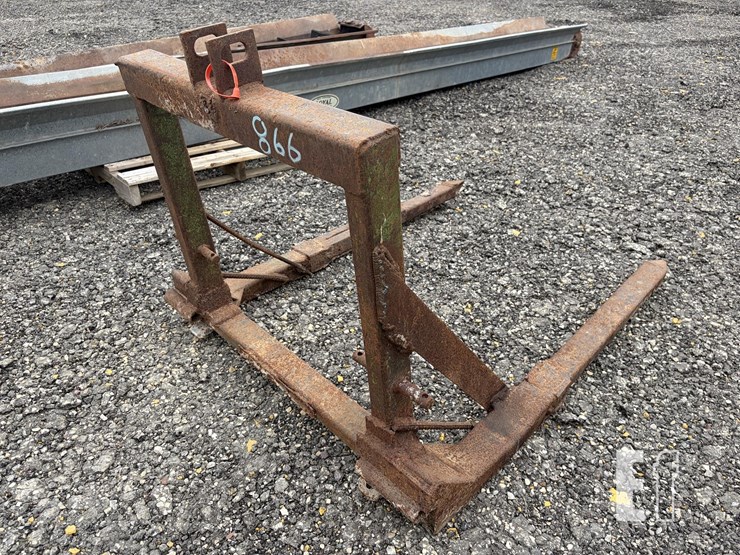 3-point-bale-forks-image-3