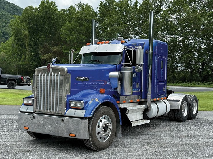 2001-kenworth-w900l-image-1