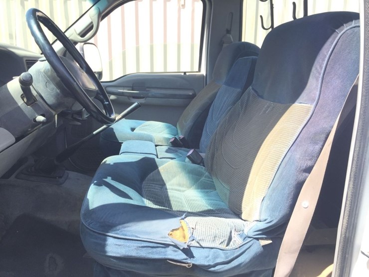 2000-ford-f450-image-9