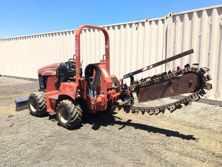 2014-ditch-witch-rt45-image-4