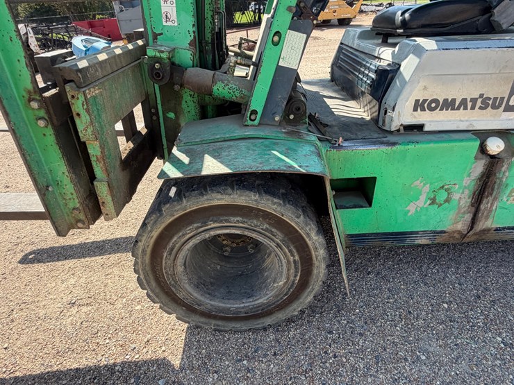 komatsu-fg45t-6-image-13