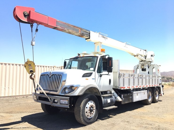 2008-international-workstar-7500-image-1