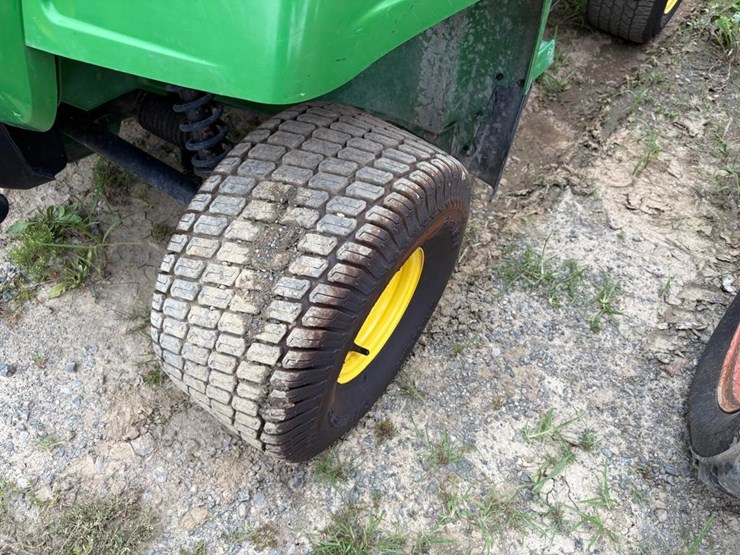 john-deere-gator-image-5
