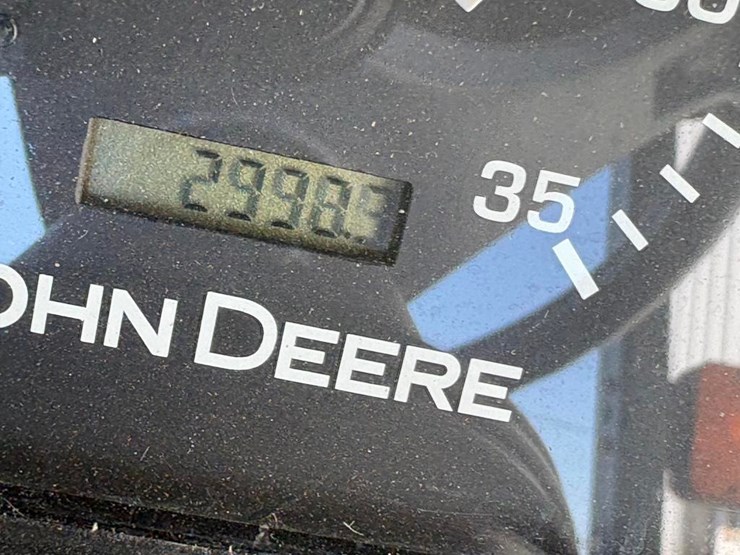 john-deere-3203-image-18