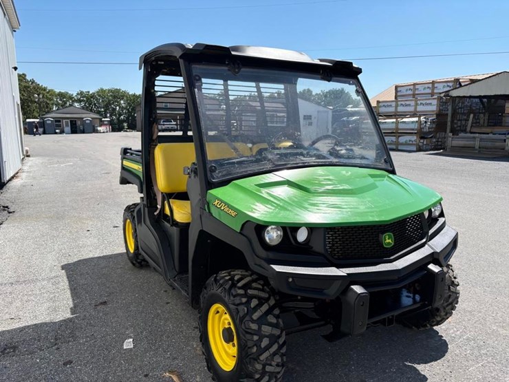 john-deere-gator-image-5