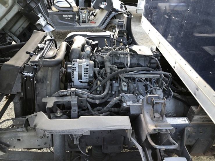 2008-isuzu-npr-hd-image-7