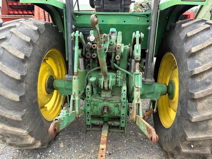 john-deere-6405-image-15