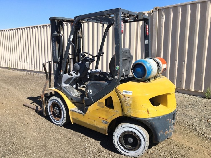 komatsu-fg25t-16-image-4