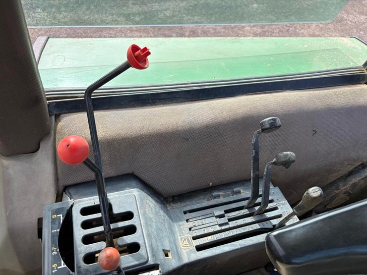 john-deere-2755-image-12