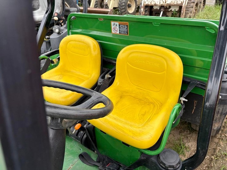 john-deere-gator-image-10