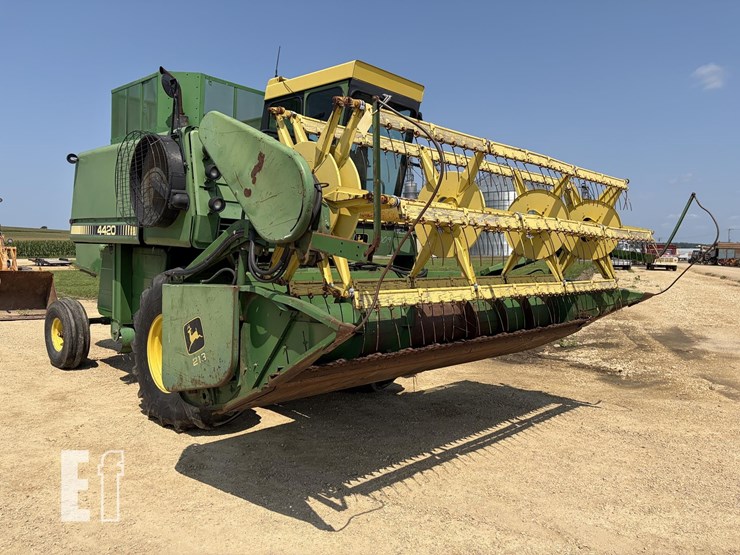john-deere-4420-image-4