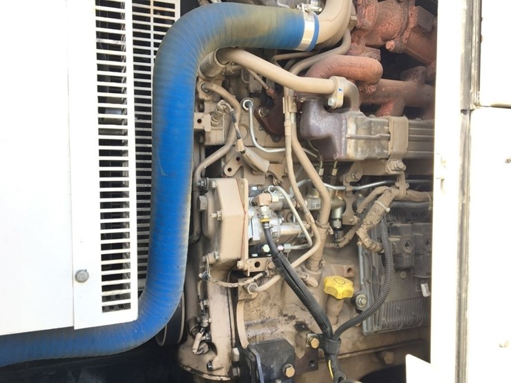 2015-multiquip-whisperwatt-dca-70ssju4i-70kva-image-6