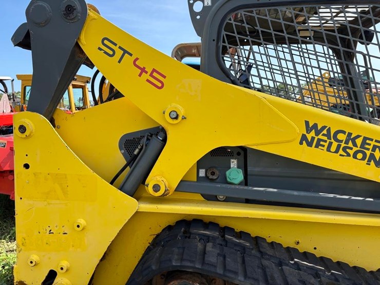 2014-wacker-neuson-st45-image-19