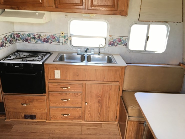 2000-fleetwood-mallard-19n-20ft-travel-trailer,-image-8
