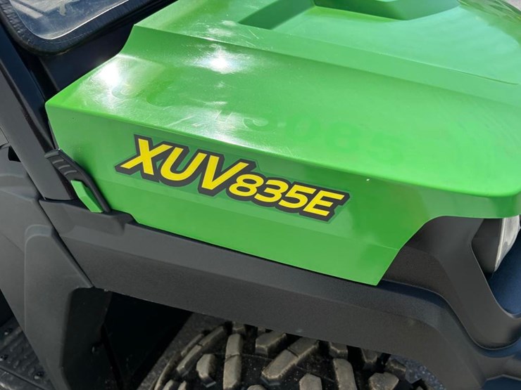 john-deere-gator-image-7