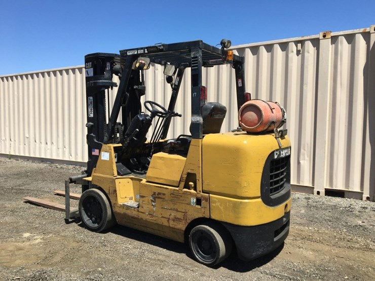 caterpillar-gc40k1-industrial-forklift,-image-4
