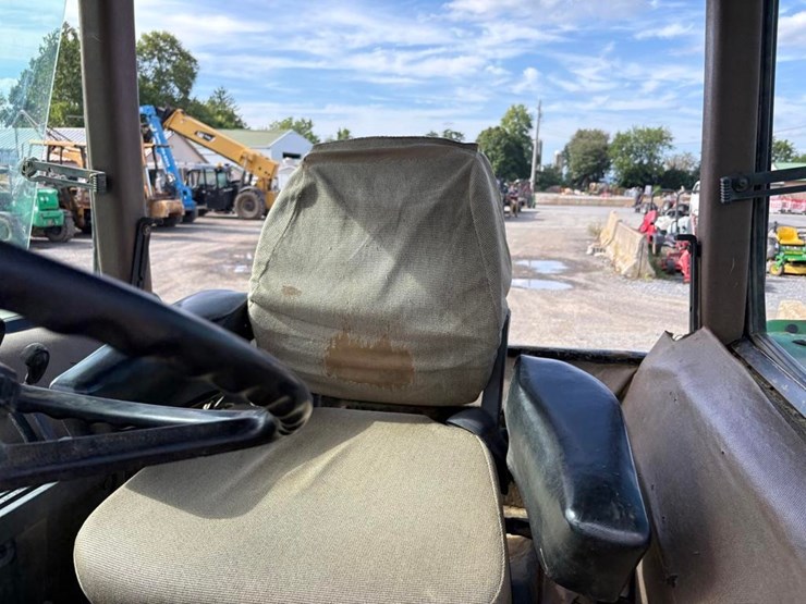 john-deere-2755-image-11