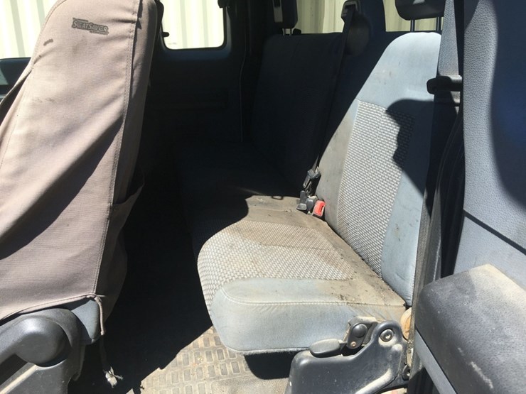 2016-ford-f250-xl-image-9