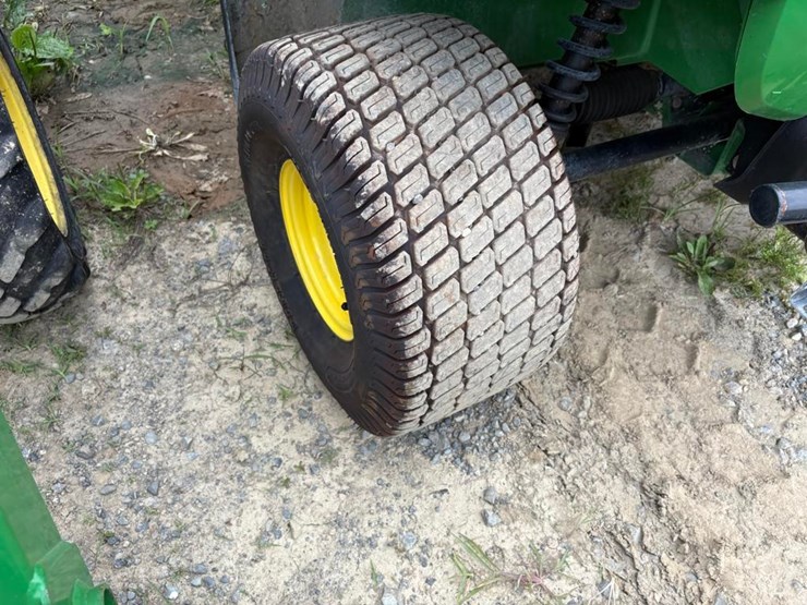 john-deere-gator-image-9