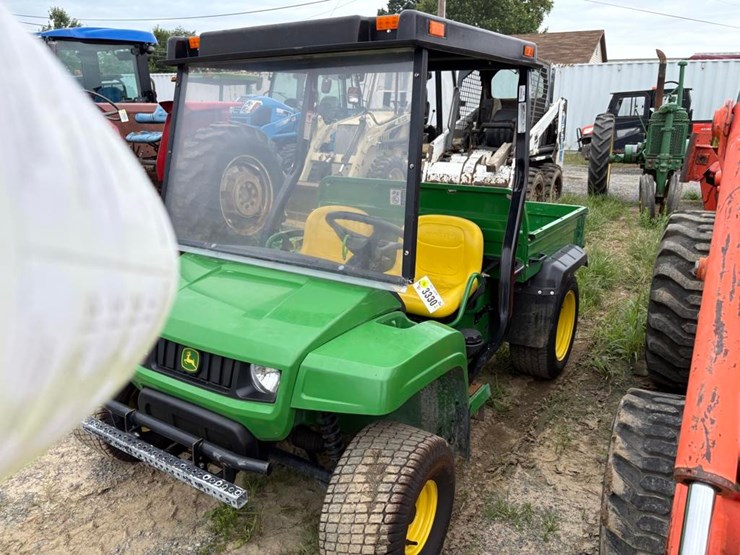 john-deere-gator-image-4