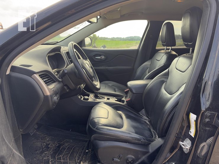 2015-jeep-cherokee-limited-image-5