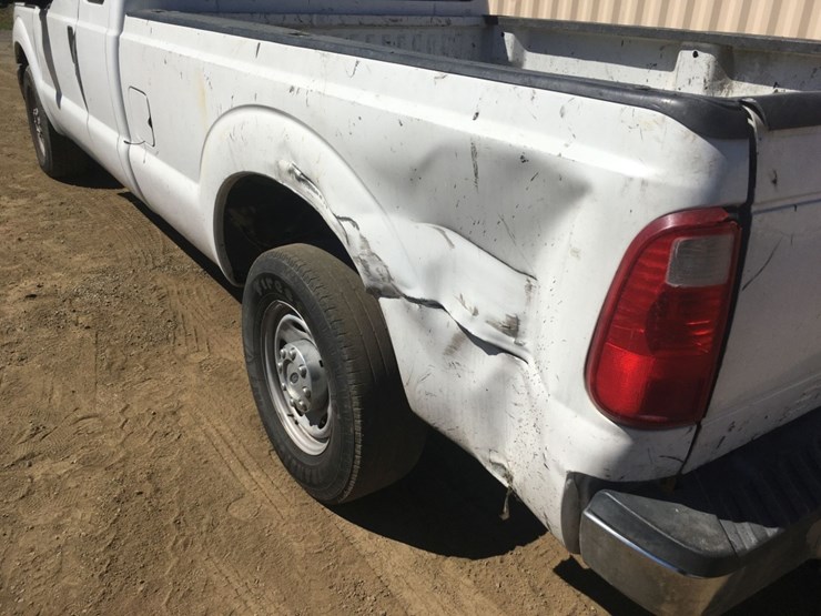 2016-ford-f250-xl-image-15