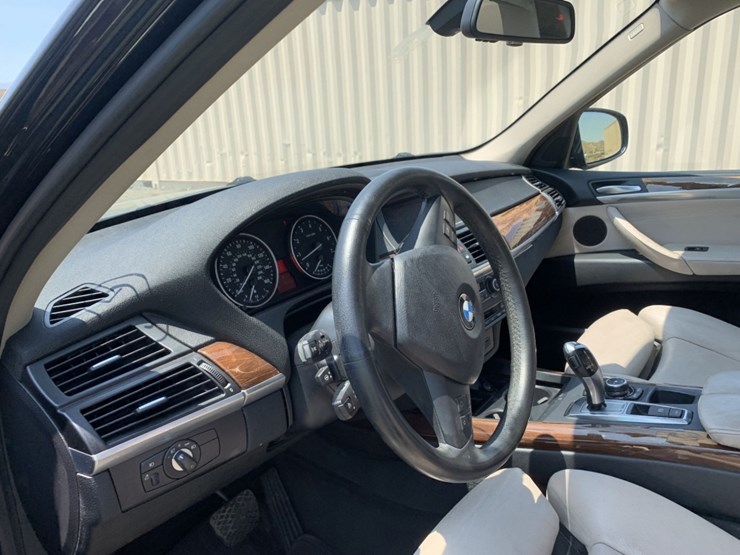 2012-bmw-x5-image-8