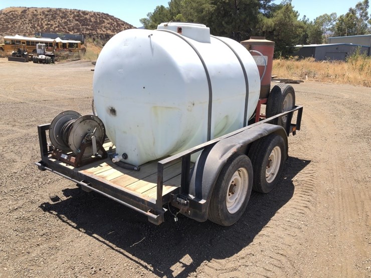 spray-trailer,-image-3