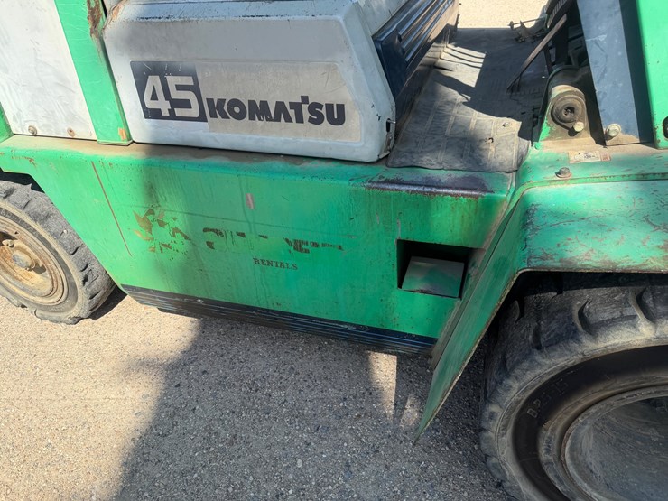 komatsu-fg45t-6-image-30