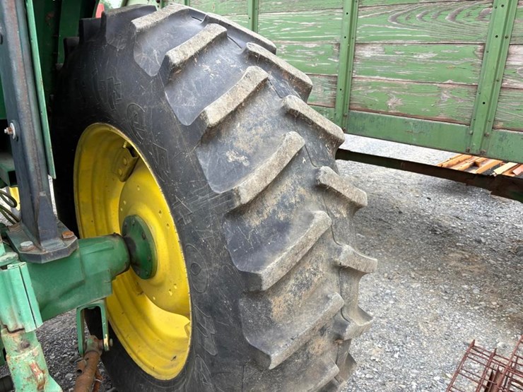 john-deere-6405-image-12