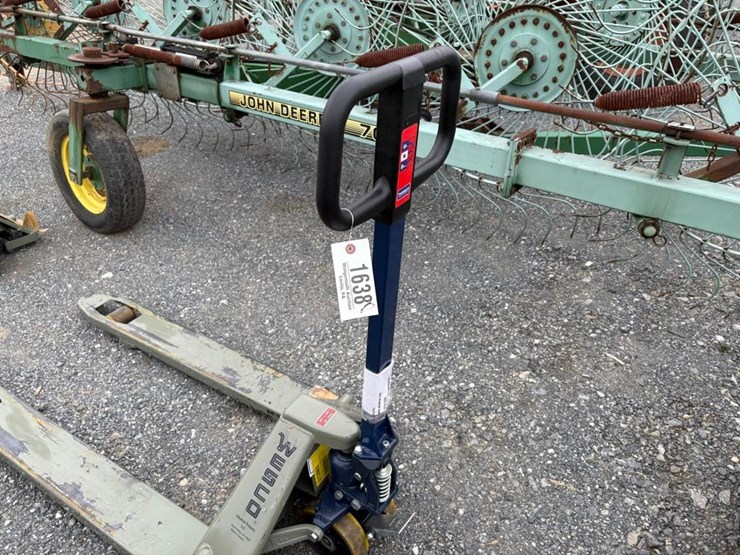 pallet-truck-image-3