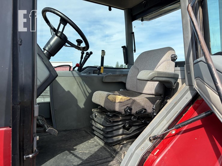 1992-case-ih-7110-image-32