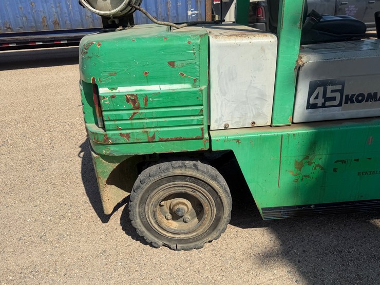 komatsu-fg45t-6-image-31